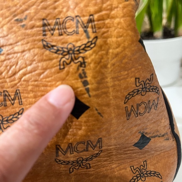 MCM COGNAC VISETOS DRAWSTRING BAG - Picture 10 of 16